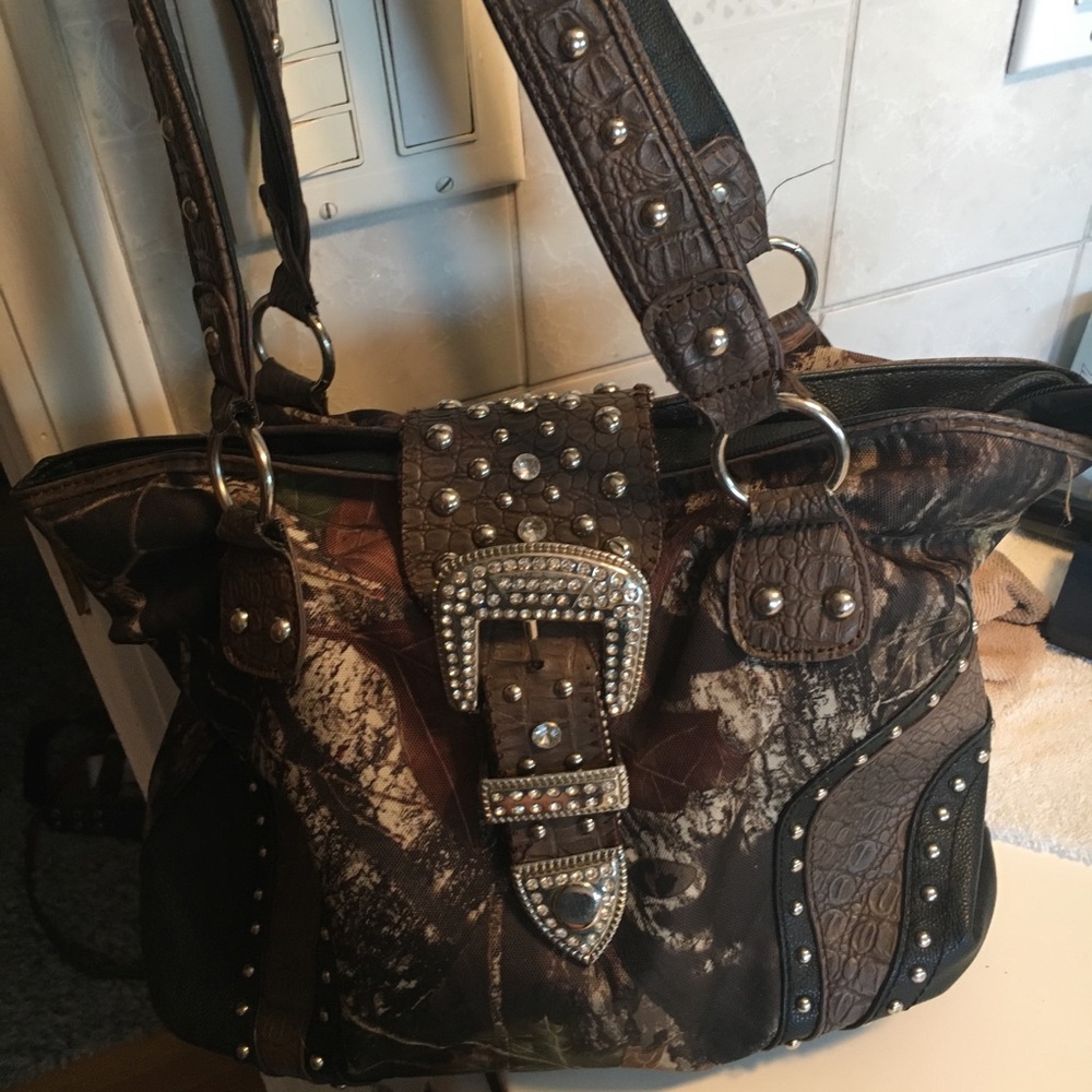 Camo purse